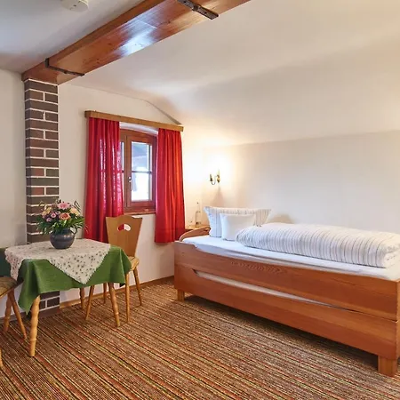 Alter Ziehbrunnen Guest house 3*